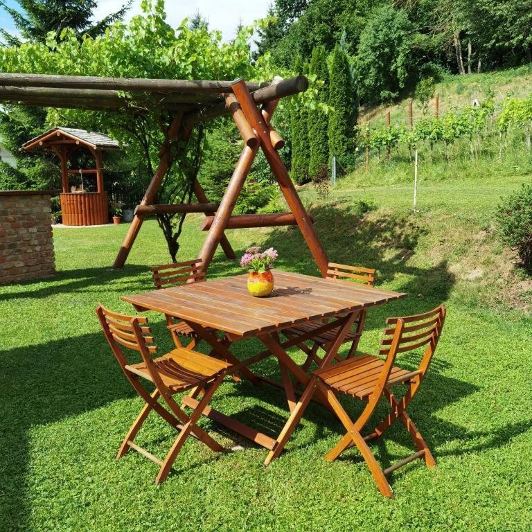 Privatzimmer Am Weinbrunnen Vorchdorf Exteriör bild